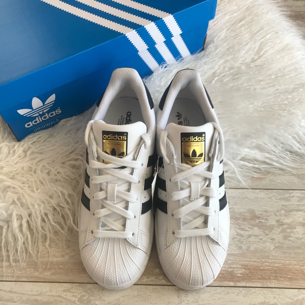 NWT Adidas Superstar Women’s Shoes - Picture 3 of 8